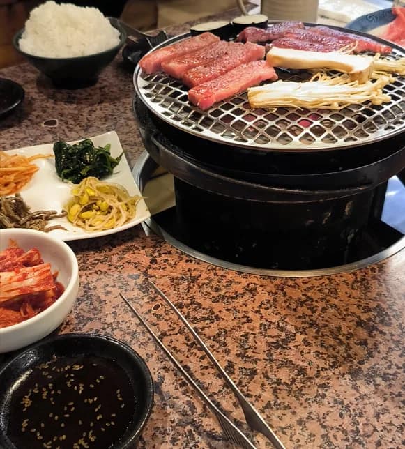 Yakiniku/Steak Gyugyutei