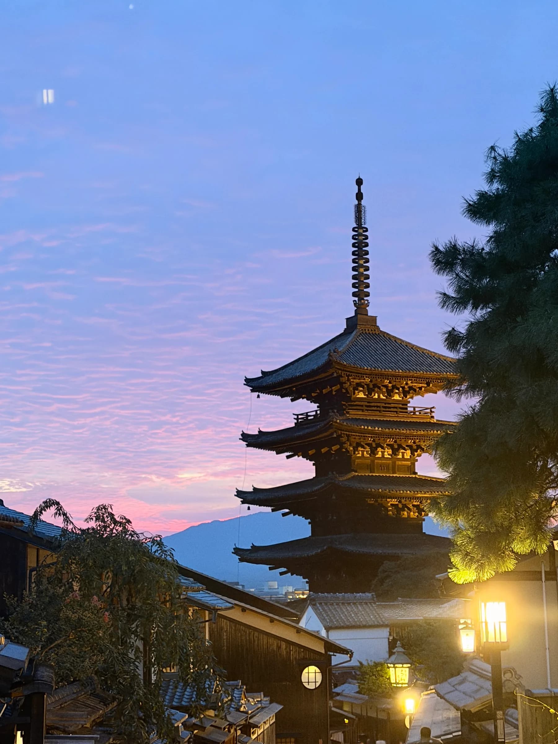 Gion at Night Walking Tour