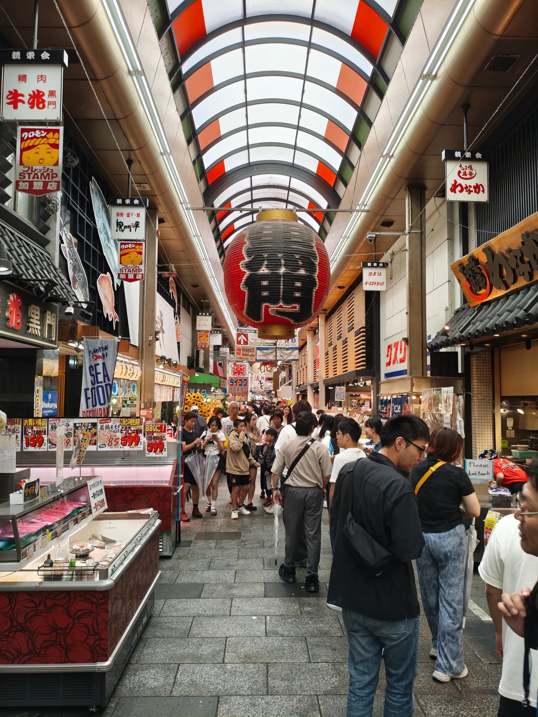 Osaka Minami à pied : néons de Dotonbori, saveurs de Kuromon et culture pop