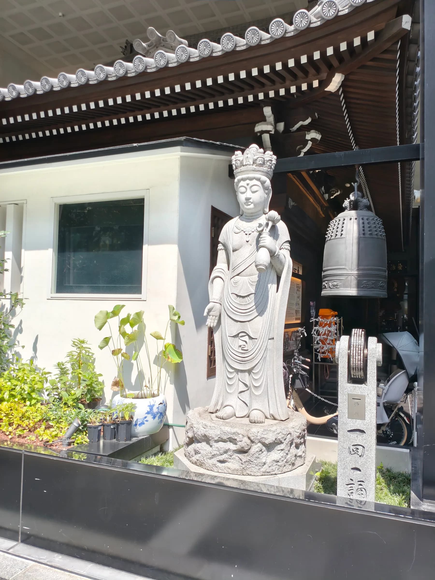 Osaka Minami à pied : néons de Dotonbori, saveurs de Kuromon et culture pop