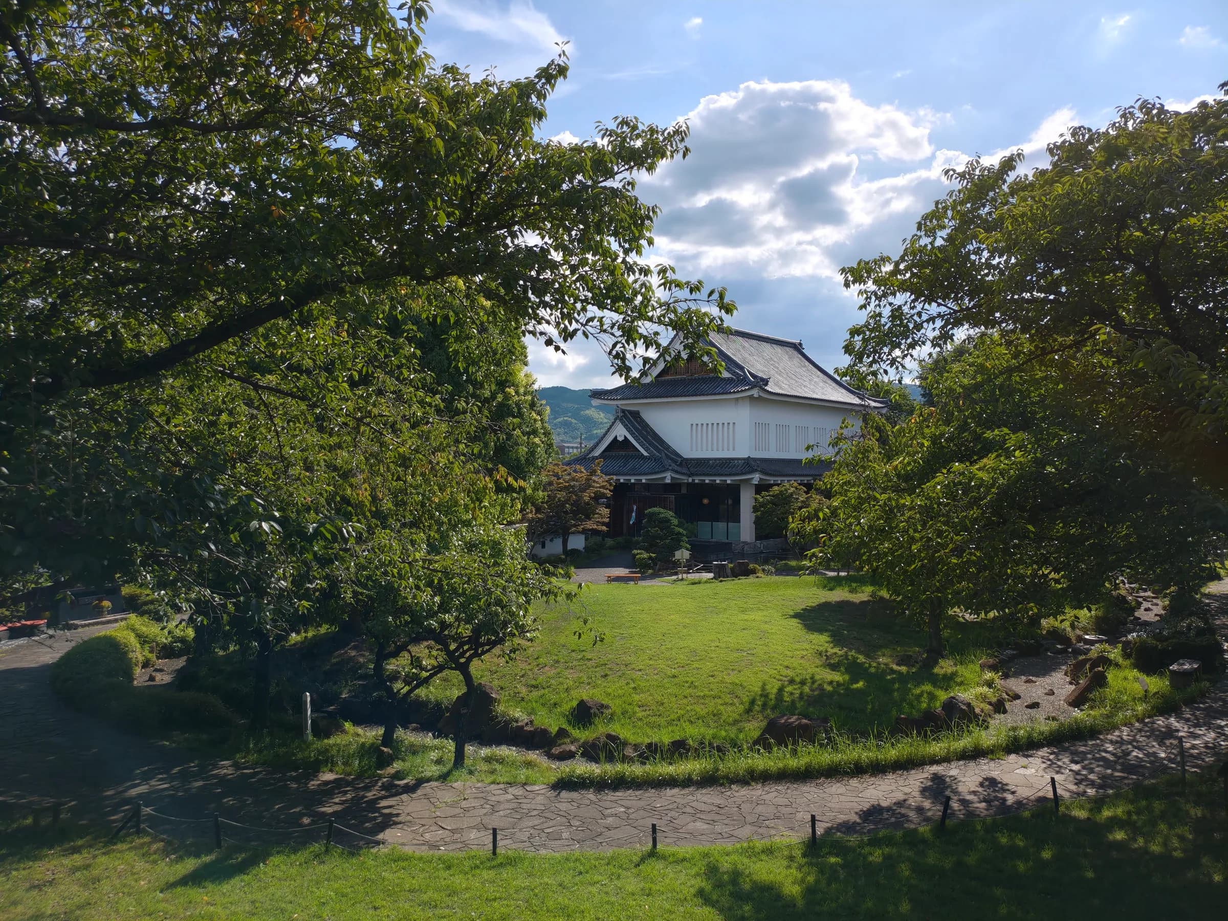 Nagaokakyo & Arashiyama Full-Day Walk: Forgotten Shrines, River and Bamboo Grove