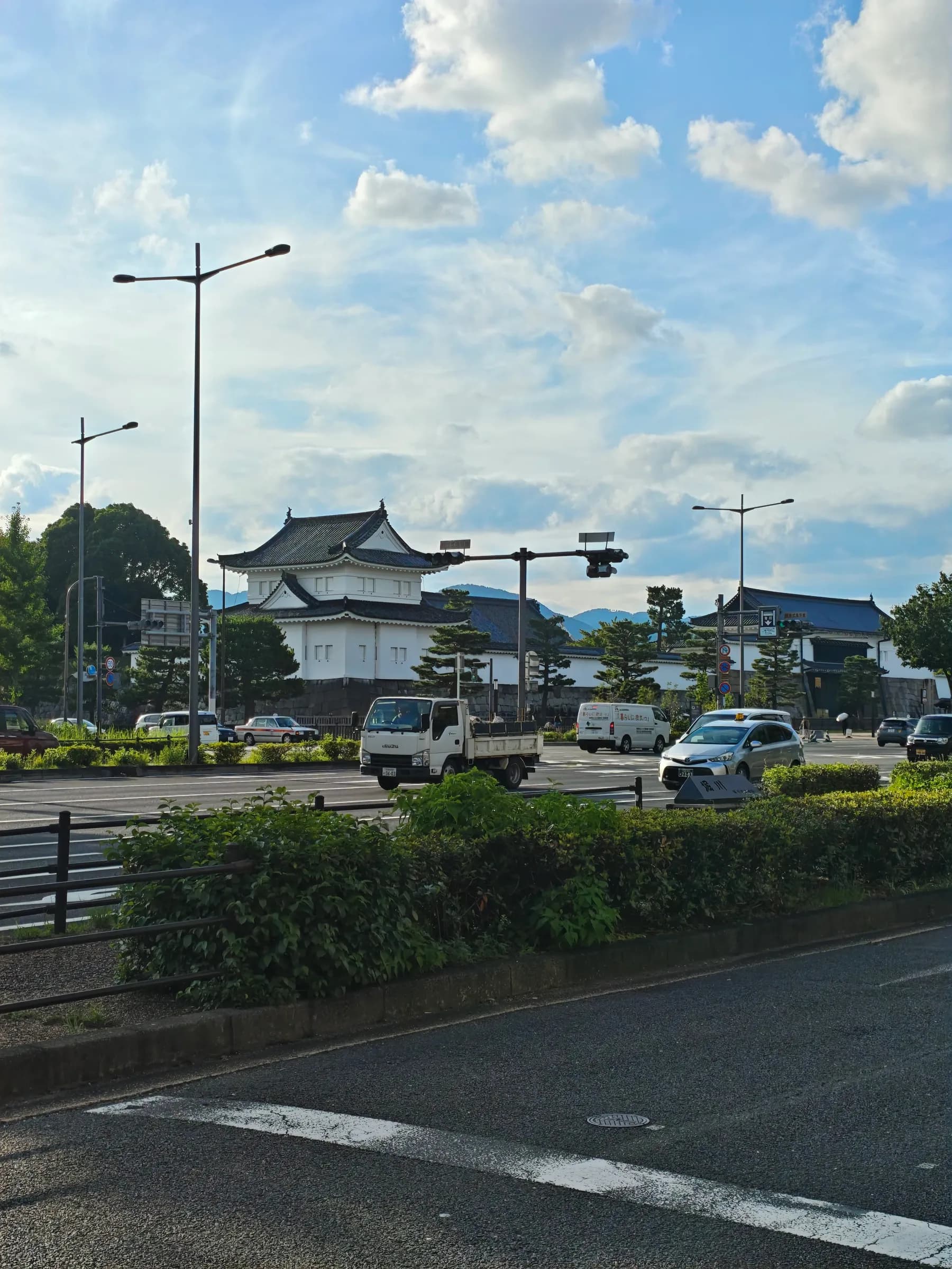 Horikawa path and Nijo Castle