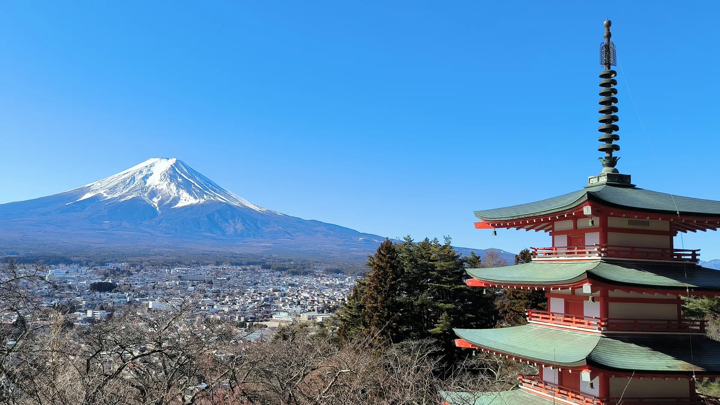Clear view of Mt. Fuji from Sengen Arakura shrine viewing platform
