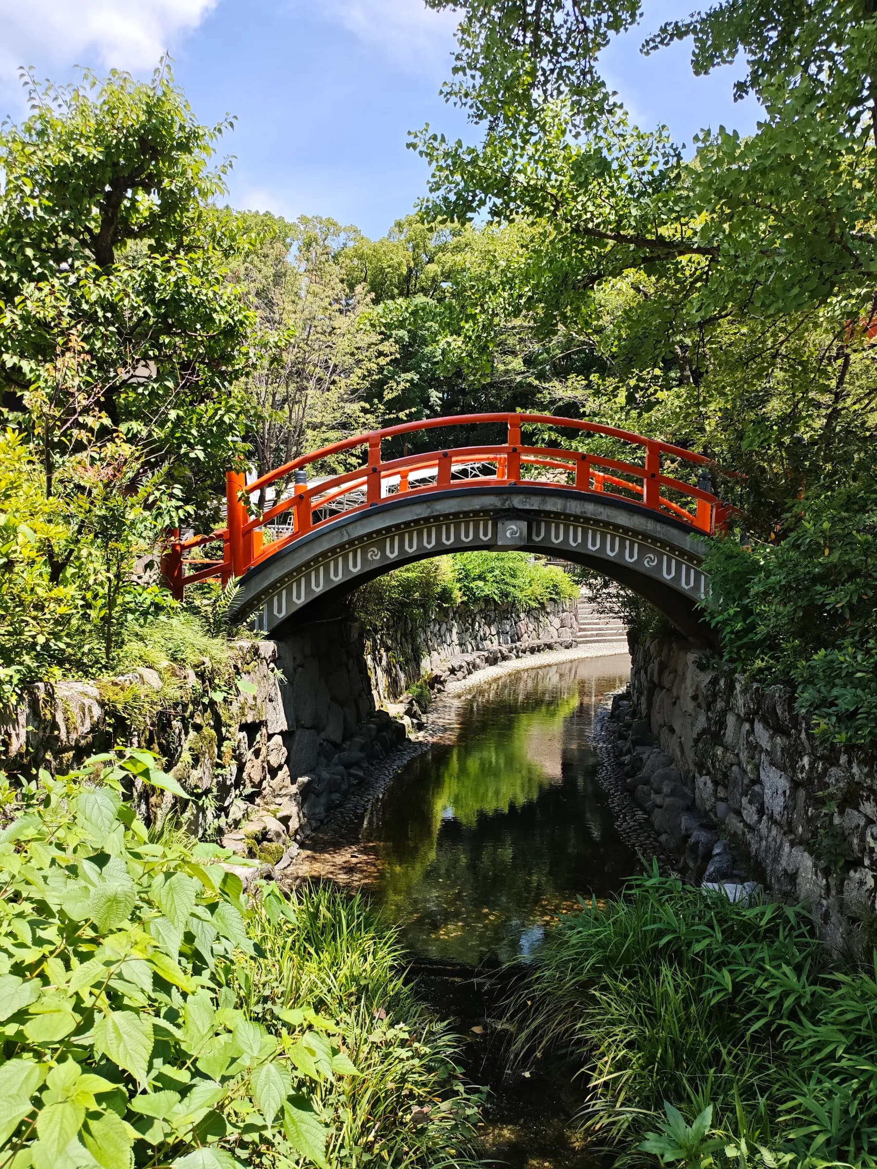 Nijo & Shimogamo Bike Tour: From Shogun Castle to Silk Weavers and Sacred Forest