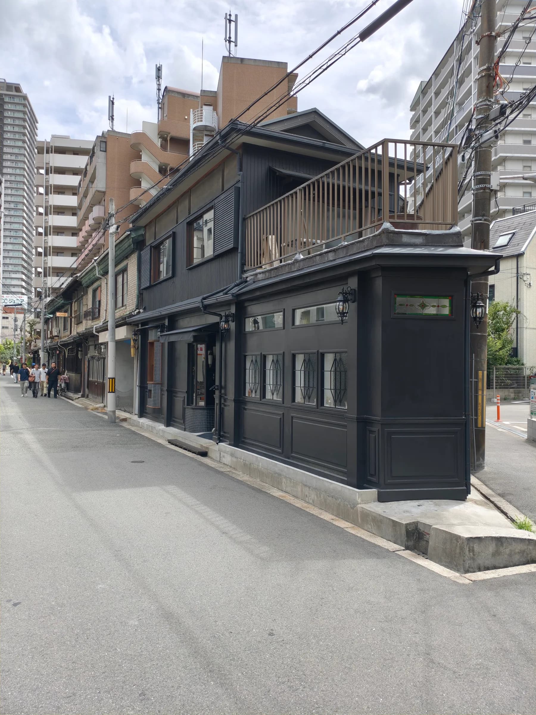 Osaka Kita à pied : ruelles d'avant-guerre, arcades d'antan et vue à 173 mètres