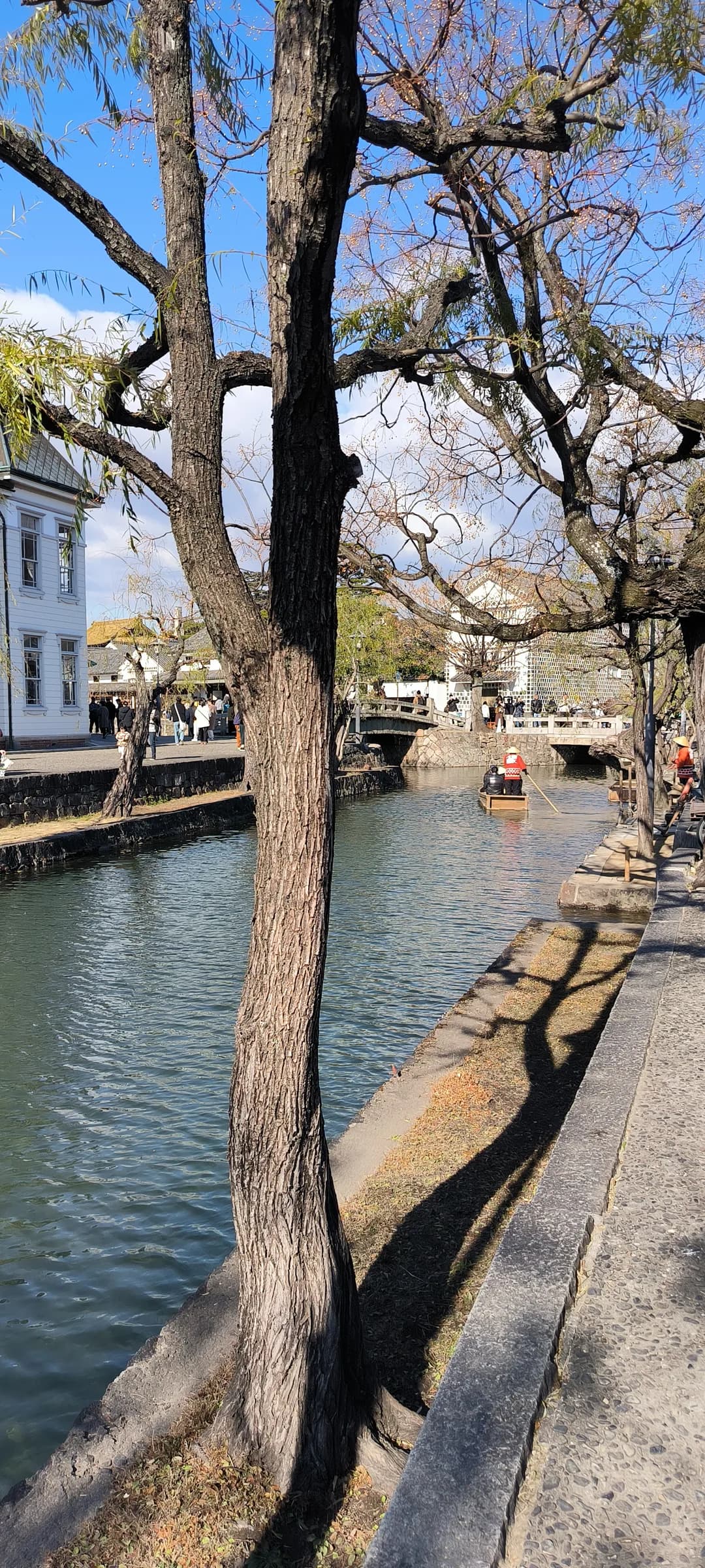 Okayama et Kurashiki à pied : grand jardin, château noir et canal en barque
